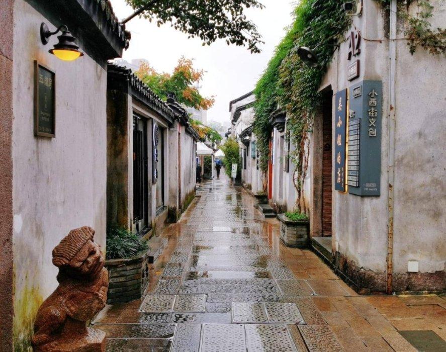“色即是空，空即是色”如何理解？